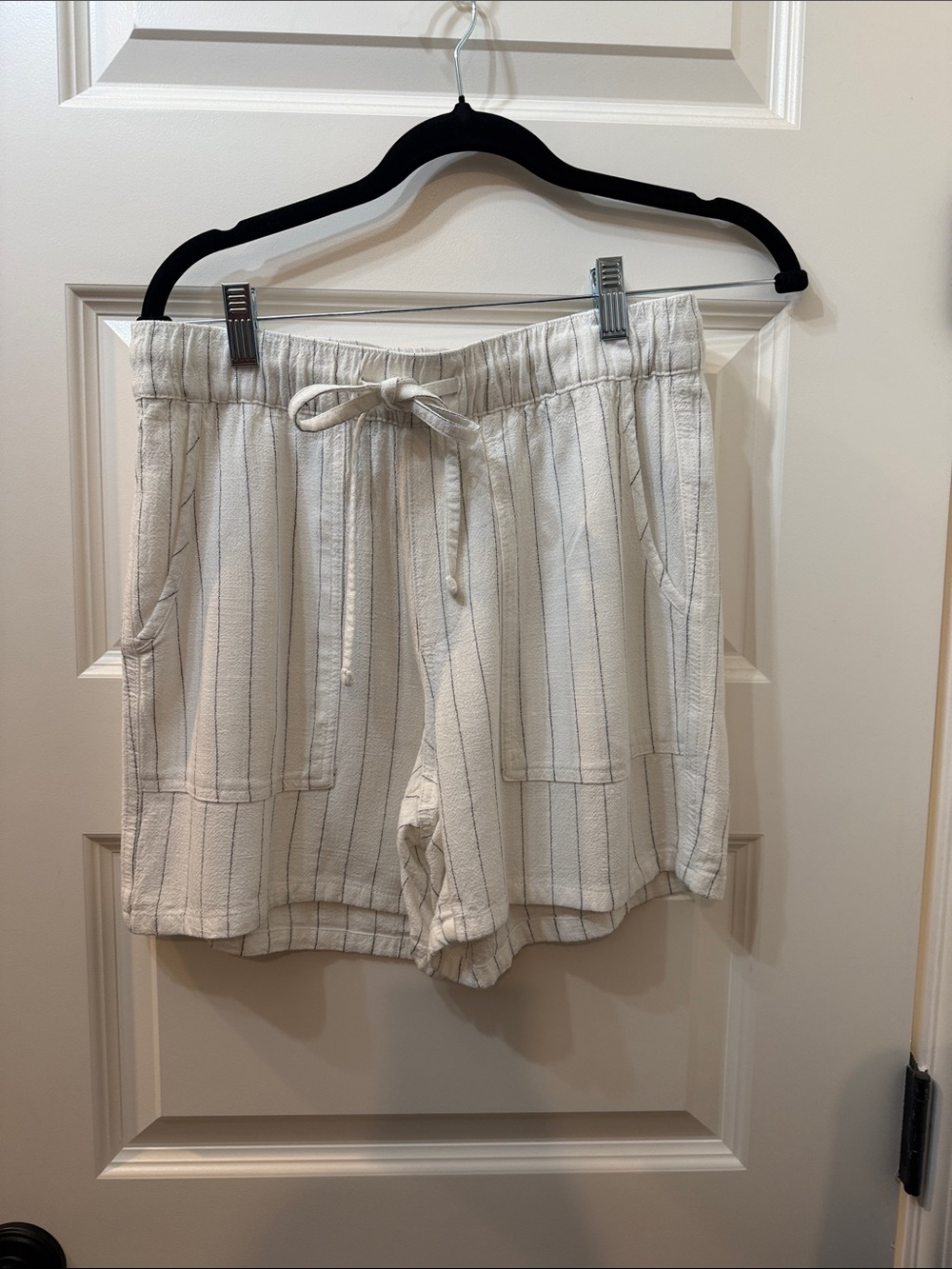 Striped Drawstring Women's Shorts - White Sanctuary